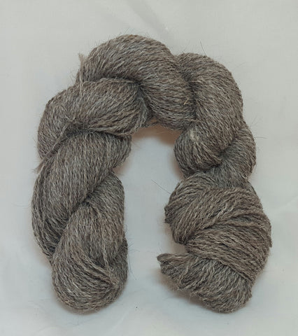 Light Gray 2-Ply Sport Llama