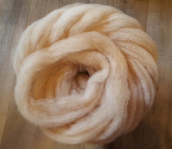 Alpaca Roving - Fawn